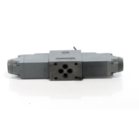 Hydraulisches Wegeventil  Gebraucht